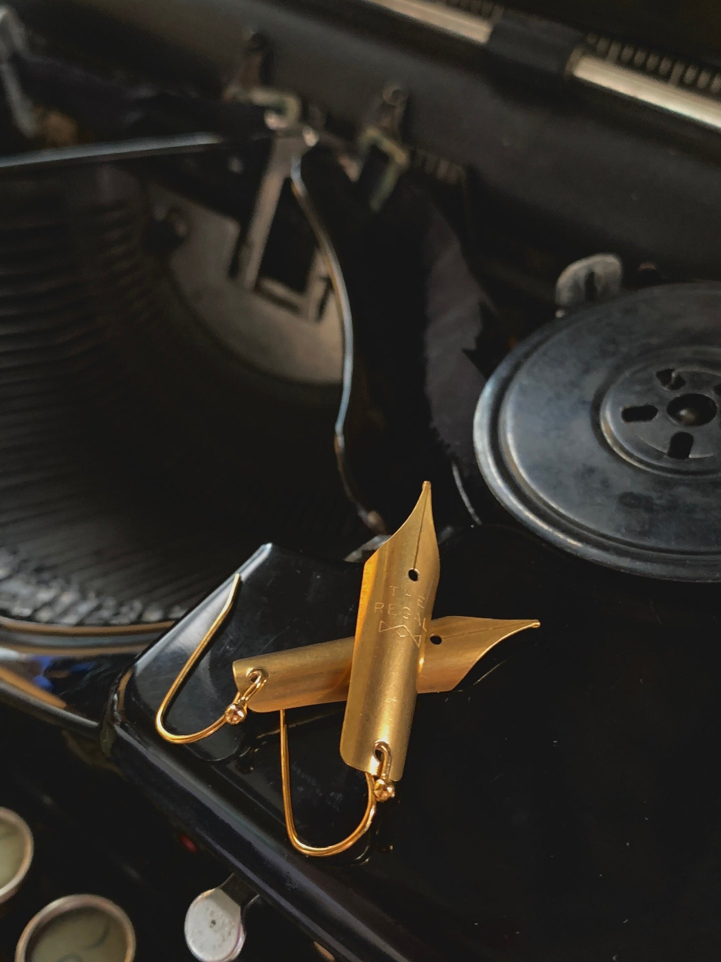 Gold Pen Nib Earrings – A Refined and Literary Accessory for Writers, Scholars, and Thinkers, Regal pens, Perfect Award for a Student