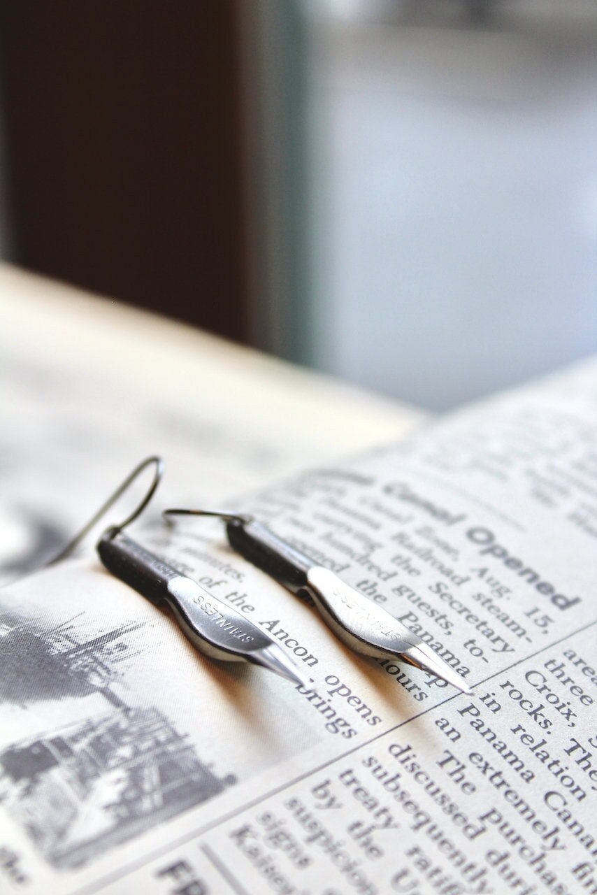 Vintage empire pen co. pen nib earrings, stainless, no. 21, pen nib earrings, vintage pen nib, calligraphy gift, writer gift, dark academia