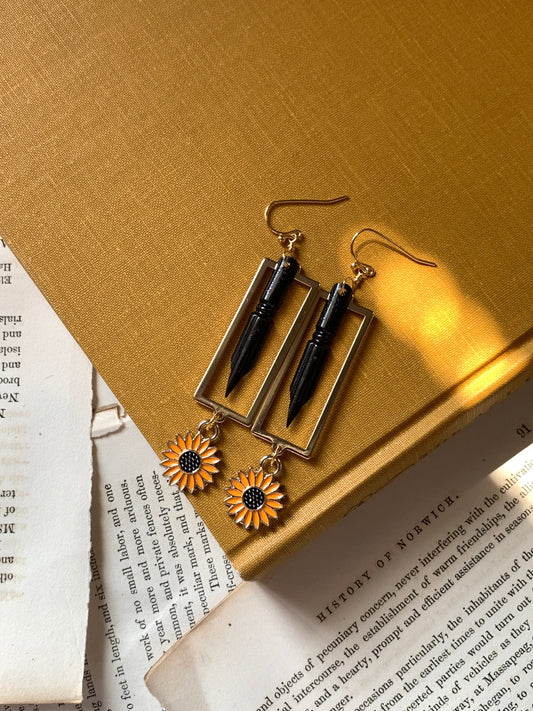 Vintage black pen nib & sunflower earrings, stainless, French pen nib earrings, vintage pen nib, writer gift, dark academia