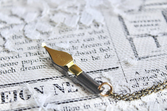 Vintage Speedball calligraphy pen necklace, pen nib necklace, stainless steel and brass, Speedball dip pen, pen nib, writer gift