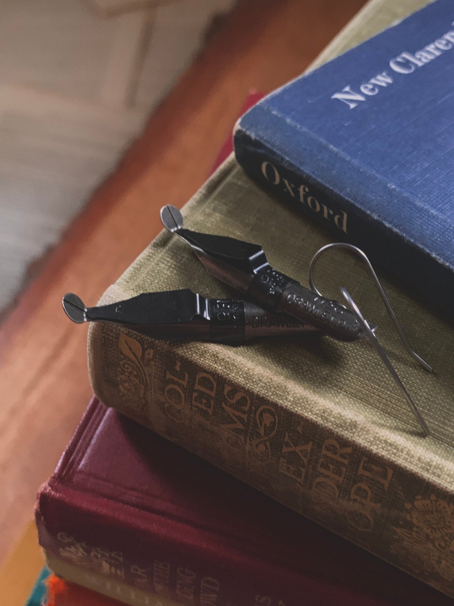 Vintage Esterbrook pen nib earrings, pen nib earrings, steel dip pen, Esterbrook No. 5 Drawlet, pen nibs, vintage pen nibs, dark academia