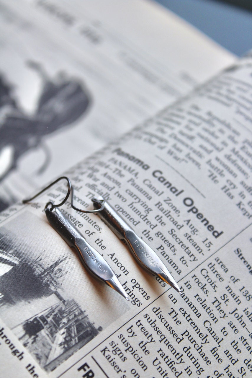Vintage empire pen co. pen nib earrings, stainless, no. 21, pen nib earrings, vintage pen nib, calligraphy gift, writer gift, dark academia