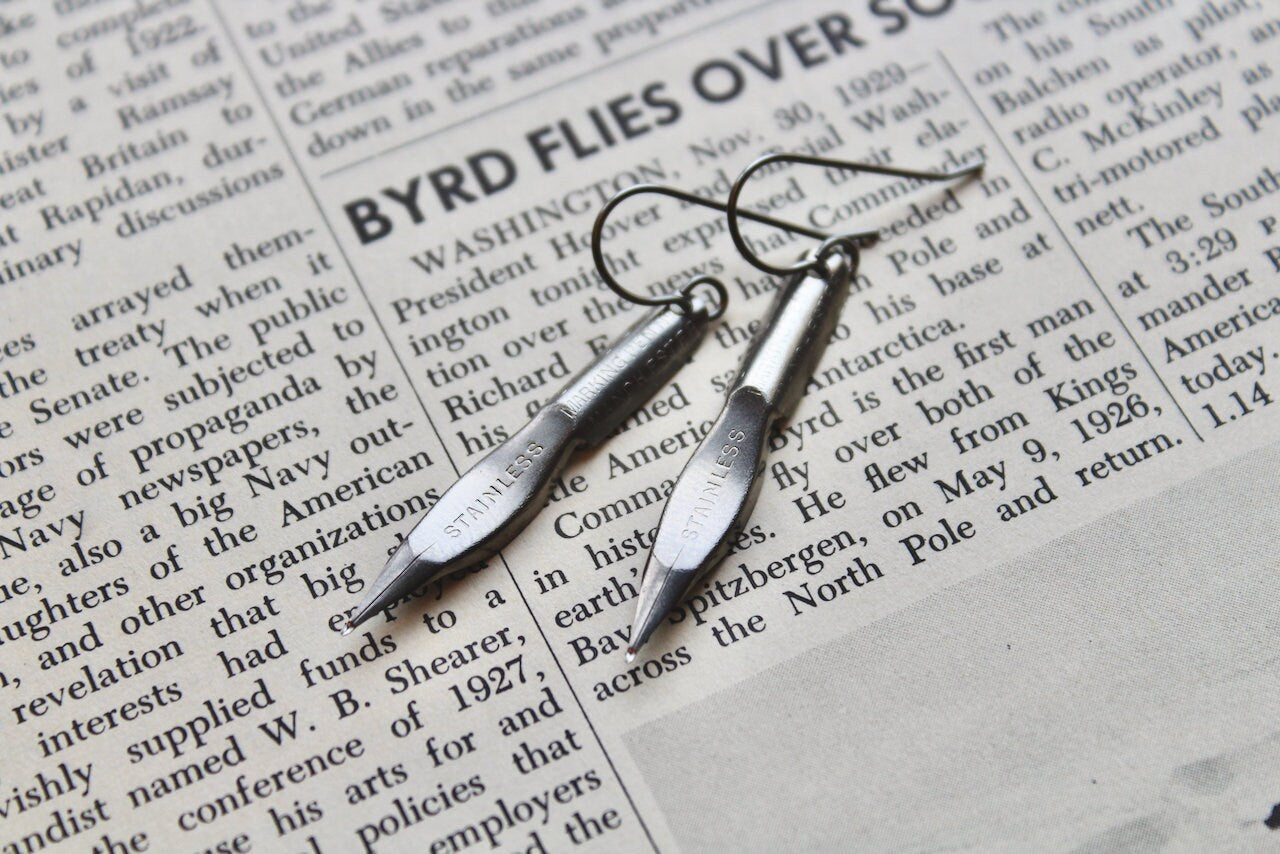 Vintage empire pen co. pen nib earrings, stainless, no. 21, pen nib earrings, vintage pen nib, calligraphy gift, writer gift, dark academia