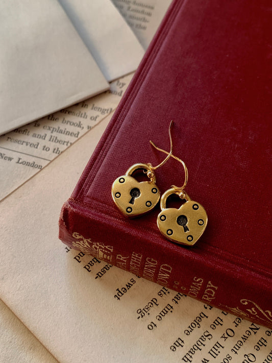 Gold plated heart lock earrings, heart jewelry, key hole earrings, dark romance jewelry, girlfriend jewelry, minimalist earrings