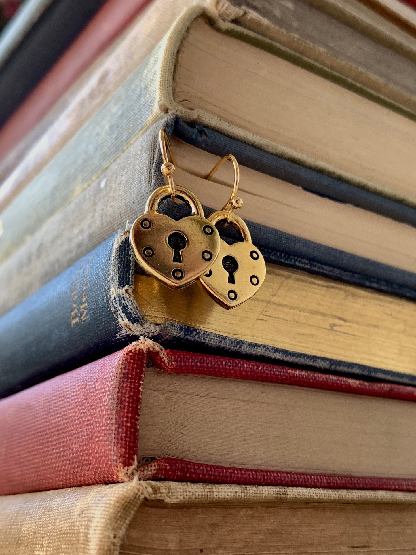 Gold plated heart lock earrings, heart jewelry, key hole earrings, dark romance jewelry, girlfriend jewelry, minimalist earrings